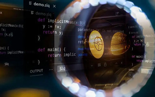 伊犁哈萨克 ,php声明和调用变量的符号是什么？